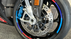BMW M1000 RR